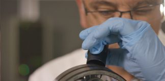 Weltpremiere von SKF: Realistische Lebensdauerberechnung von Hybridlagern